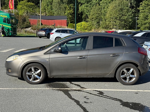 Fiat Bravo 3 of 18