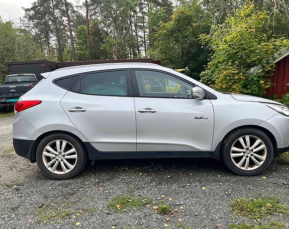 Hyundai ix35 8 of 12