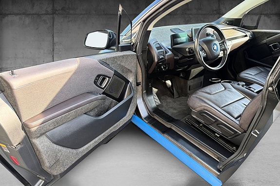 BMW i3 8 of 12