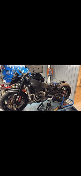 Kawasaki ZX10R KRT Roadracing / RR 4 of 8