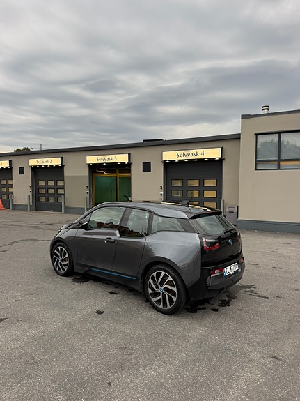 BMW i3 5 of 12