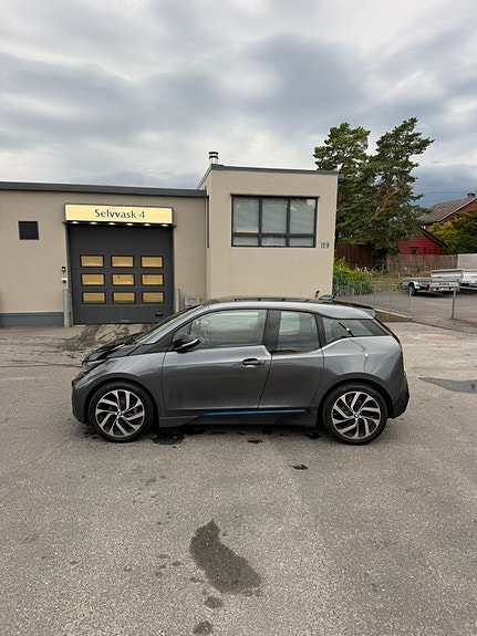 BMW i3 4 of 12