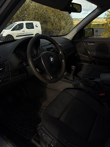 BMW X3 5 of 7