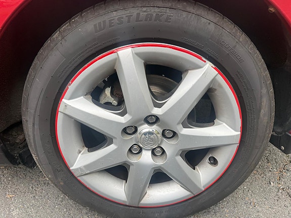 Toyota Prius 14 of 17