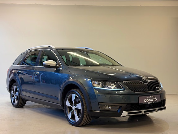 Skoda Octavia Scout 9 of 30