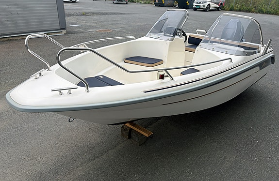 2010 Yamarin 47 TC m/Yamaha F60 + Garmin 7'' 8 of 16