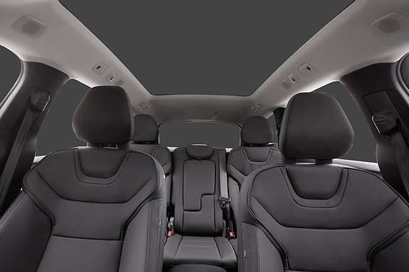 Volvo EX90 22 of 28