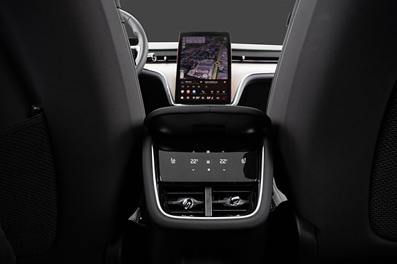 Volvo EX90 20 of 28