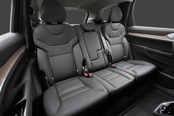 Volvo EX90 23 of 28