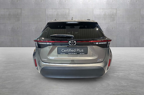 Toyota Yaris Cross 4 of 19