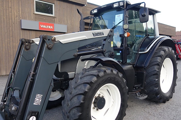 Valtra N141 Adv. 4 of 11