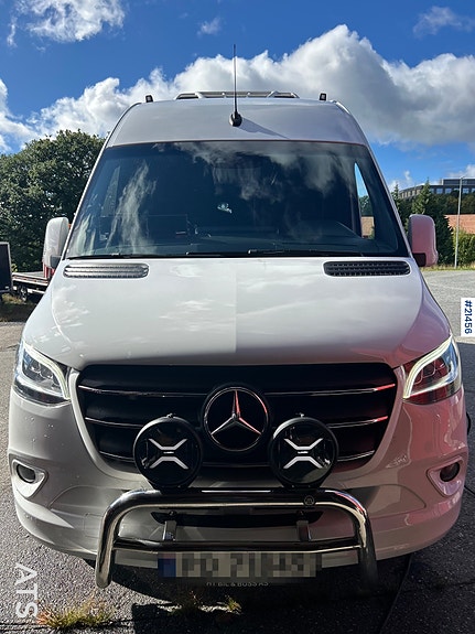 Mercedes-Benz Sprinter 519 m/ 16+1 seteplasser og 3 rullestolbrukere, selges med ny eu 4 of 7