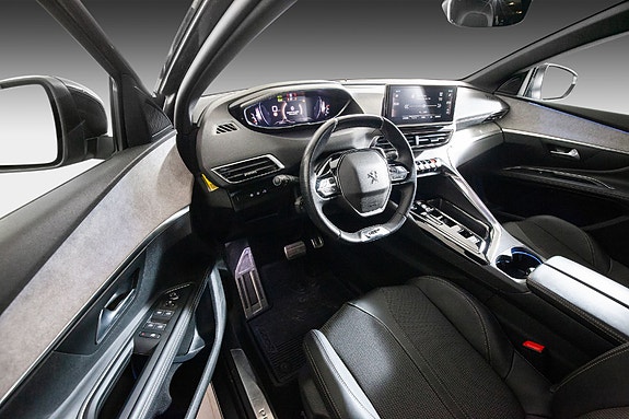 Peugeot 5008 17 of 22