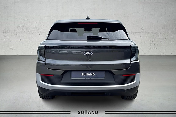 Ford Explorer 8 of 24