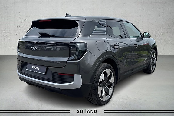 Ford Explorer 9 of 24