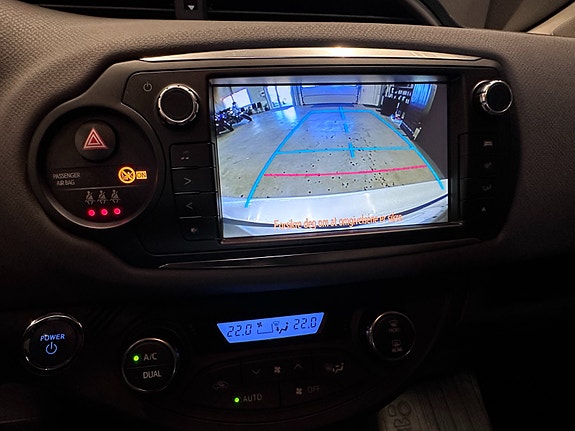 Toyota Yaris 20 of 29