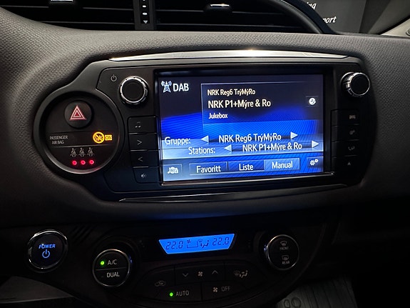 Toyota Yaris 22 of 29