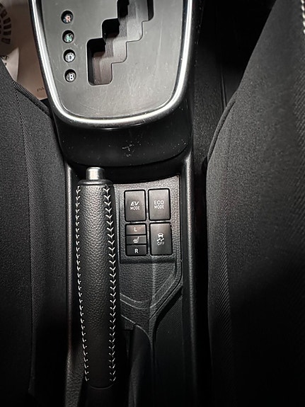 Toyota Yaris 27 of 29