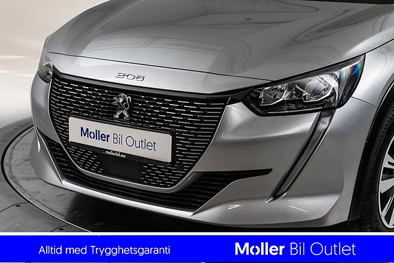 Peugeot e-208 2 of 17