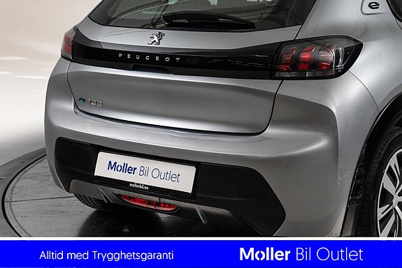Peugeot e-208 5 of 17