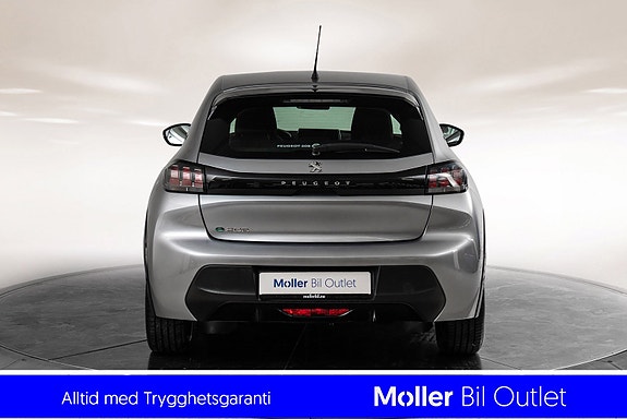 Peugeot e-208 6 of 17