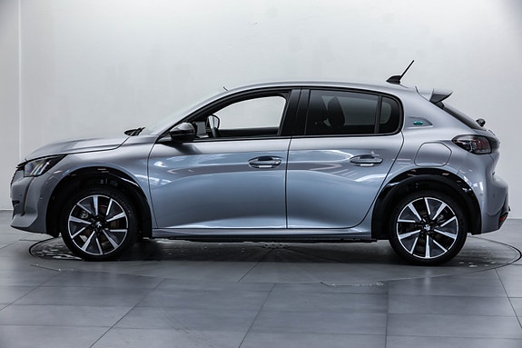 Peugeot 208 7 of 30