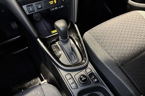 Toyota Yaris Cross 16 of 21