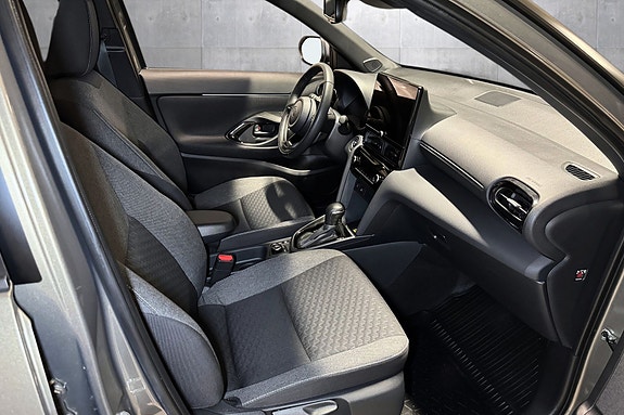 Toyota Yaris Cross 11 of 21