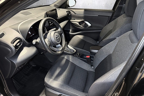 Toyota Yaris Cross 10 of 20