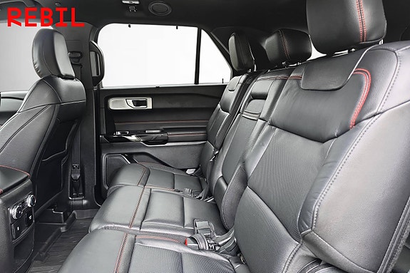Ford Explorer 8 of 21