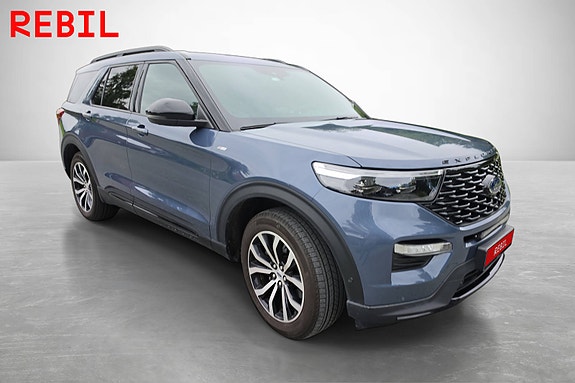 Ford Explorer 2 of 21