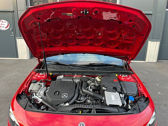 Mercedes-Benz A200 6 of 30