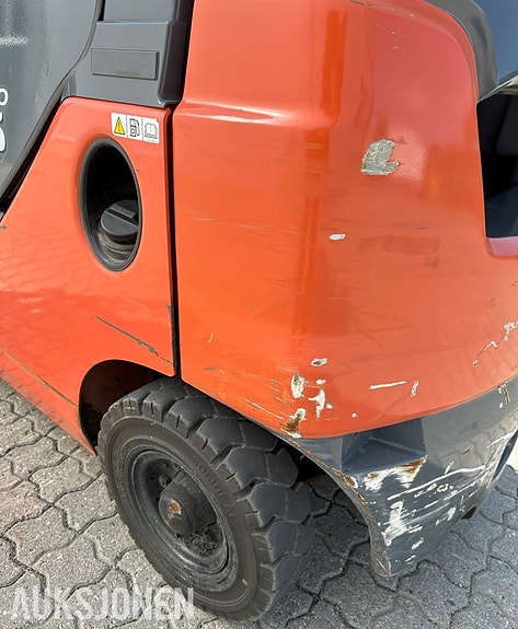Toyota Tonero 15 42-8FDF15 gaffeltruck, ca. 815 t, triplex, friløft og sideforskyvning 11 of 30