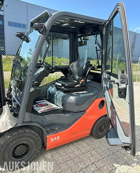 Toyota Tonero 15 42-8FDF15 gaffeltruck, ca. 815 t, triplex, friløft og sideforskyvning 30 of 30