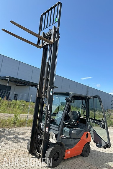 Toyota Tonero 15 42-8FDF15 gaffeltruck, ca. 815 t, triplex, friløft og sideforskyvning 4 of 30