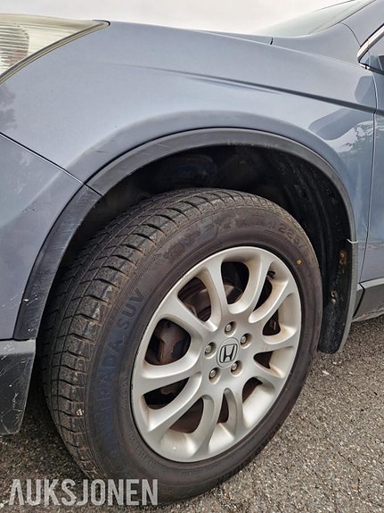 Honda CR-V 15 of 30