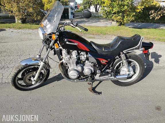 Kawasaki ZN 1100 LTD 8 of 30
