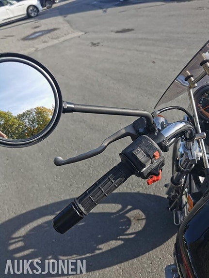 Kawasaki ZN 1100 LTD 17 of 30