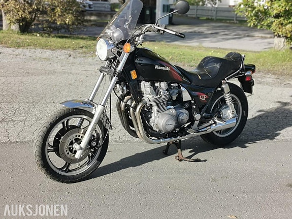 Kawasaki ZN 1100 LTD 10 of 30