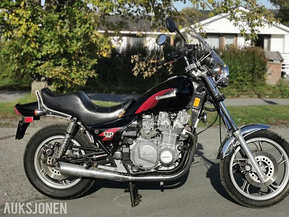 Kawasaki ZN 1100 LTD 2 of 30