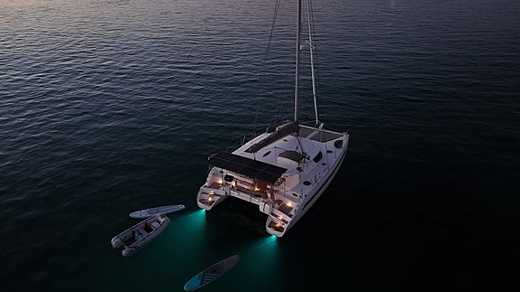 Fullspekket «liveaboard»-katamaran klar for nye eventyr 5 of 30