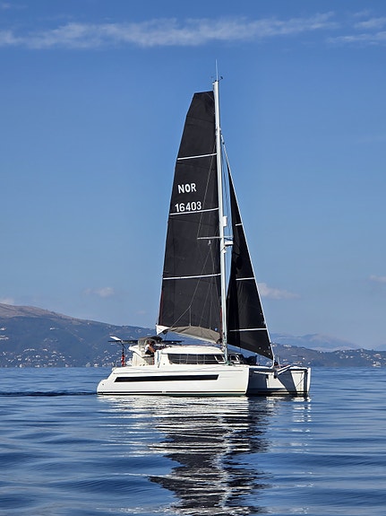 Fullspekket «liveaboard»-katamaran klar for nye eventyr 6 of 30