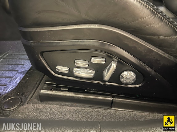 Porsche Panamera 13 of 30