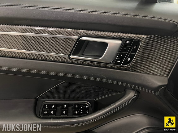 Porsche Panamera 10 of 30