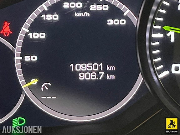 Porsche Panamera 21 of 30