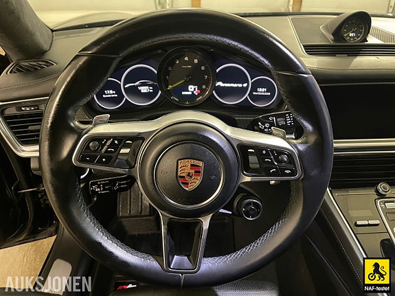 Porsche Panamera 15 of 30