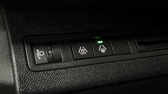 Peugeot 3008 16 of 28