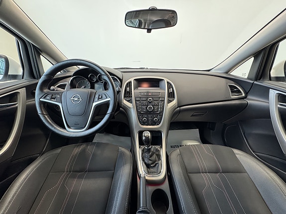 Opel Astra 13 of 29