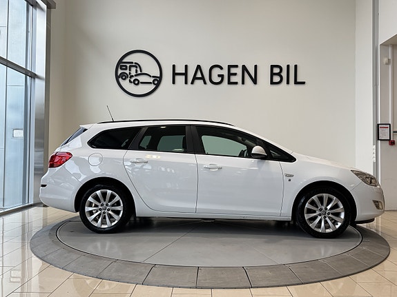 Opel Astra 8 of 29