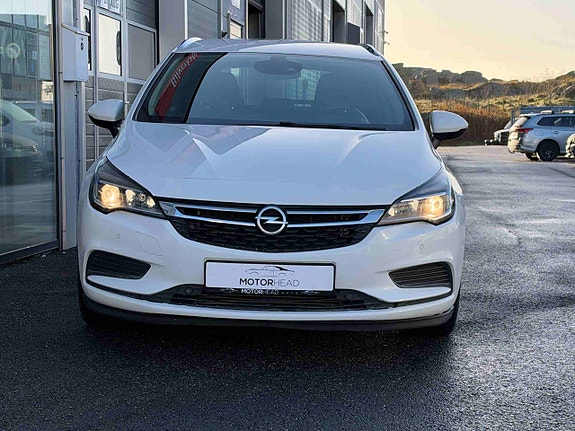 Opel Astra 2 of 17